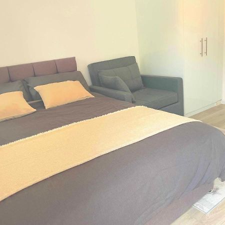 Studio Flat Private Bathroom Wc And Kitchenette Londres Extérieur photo